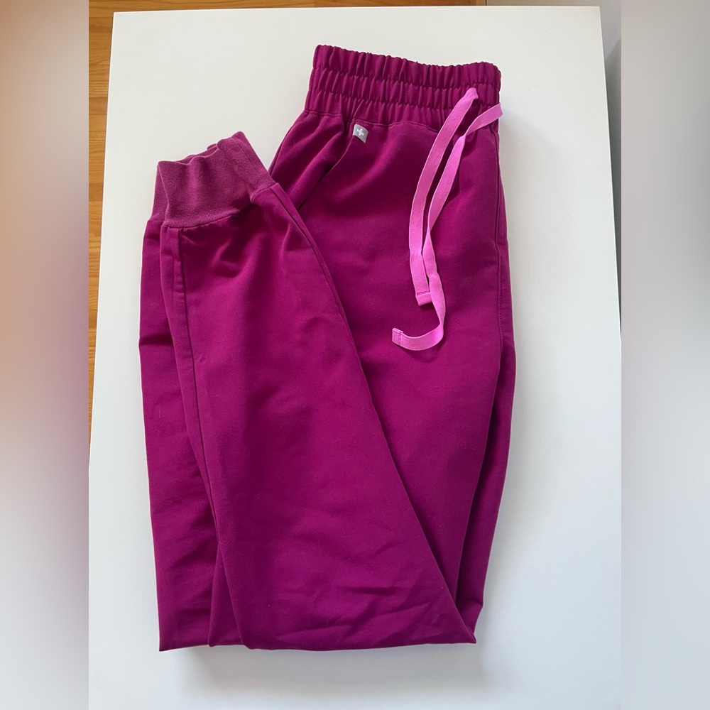 FIGS Zamora joggers